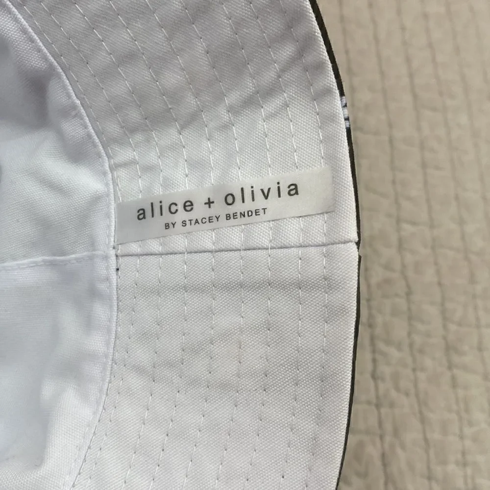 Alice + Olivia Daisy Reversible Bucket Hat